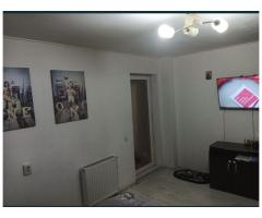 Vand apartament 2 camere decomandat