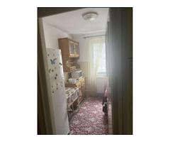 Apartament 2 camere zona Tomis1, etaj 1, zona foarte linistita - Imagine 7