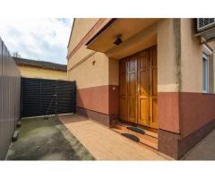 Casă 5 camere | 197 mp utili | 392 mp teren | Garaj | Central – Buziaș - Imagine 2