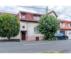 Casa Solida cu Mansarda in Zona Excelenta Parneava