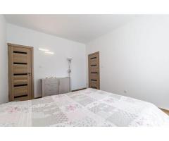 Apartament 2 camere spatios la casa individuala zona Centru Arad - Imagine 3