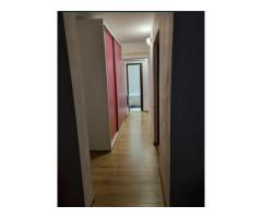 Vand sau schimb apartament 3 camere - Imagine 4