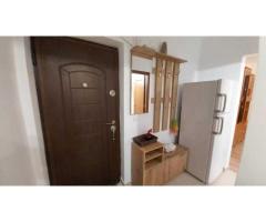 Apartament cu 2 camere din Micro 14 - Imagine 2