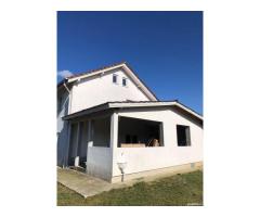 BRASADAS vinde casa în zona Micro 17 teren 9.5 ari 240mp. - Imagine 5