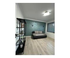 Vând apartament cu trei camere - Imagine 5