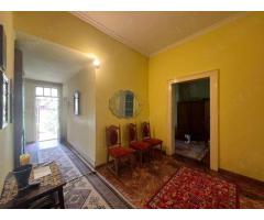 BRASADAS vinde casa cu 3 camere in zona ultracentrala. - Imagine 7