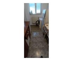 Apartament de închiriat la curte comună chiar în Complexul Studențesc - Imagine 10
