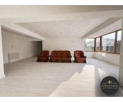 Titan- Bloc boutigue- apartament 3 camere cu curte - Imagine 7