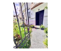 Proprietate deosebită în centrul istoric | 4 camere si mansardă - Imagine 3
