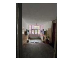 Apartament Vitan 3 Camere, aproape de metrou - Imagine 2