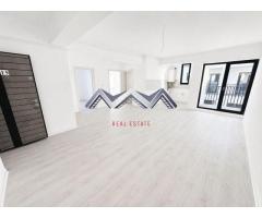 Apartament 3 camere | Otopeni central | include parcare