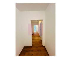 Apartament 4 camere bd Tineretului cu Centrala Termica proprie - Imagine 5