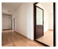 Inchiriere casă complet renovată cu 4 camere  Băneasa, Sector 1 - Imagine 11
