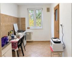 3 camere lângă metrou Romancierilor / Etaj 2/4 /Bloc reabilitat - Imagine 6