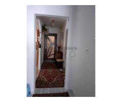 Apartament cu 3 camere de vanzare - Imagine 3