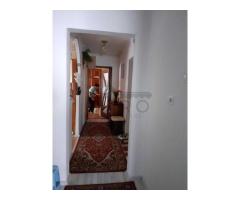 Apartament cu 3 camere de vanzare - Imagine 4