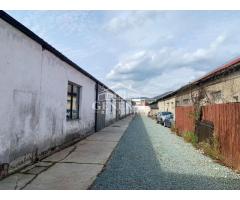 Hala de inchiriat pe Bd. Regele Mihai 150m2 si 300m2 pret /3Euro  /m2 - Imagine 3