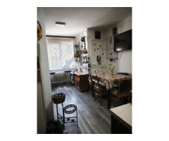 vând apartament cu 3 camere in Tudor zona Fortuna - Imagine 2