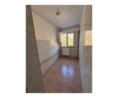 Apartament 3 camere renovat, cu centrală proprie, zona Dacia - Imagine 3