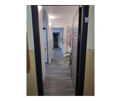 Apartament cu 2 camere , renovat , situat în zona Iosefin - Imagine 9