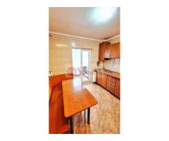 De inchiriat apartament  renovat cu 3 camereTiglina 3, 500 E - Imagine 2