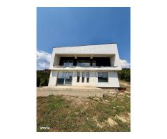 Casa moderna Corunca 215 mp, str Rasaritului
