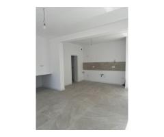 Jumătate de duplex premium, 120 mp utili, teren 256 mp, garaj și 3 dor - Imagine 7