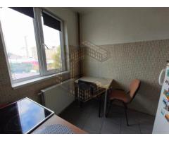 Apartament cu 2 camere, renovat, etaj intermediar, zona Complex - Imagine 6