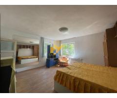 60 mp pe 2 nivele, curte proprie,parcare, Gruia| zona 7 Strazi - Imagine 2