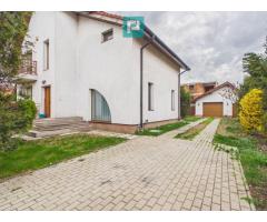 Vilă modernă 5 camere Mosnița Nouă