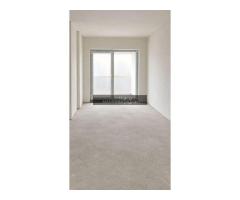Apartament cu 3 camere, 2 bai, etaj intermediar, 2 balcoane, garaj - Imagine 2