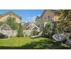 Casă 4 camere Cosmopolis | Complet mobilată și utilată | Acces la piscina - Imagine 9