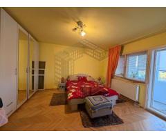 Apartament cu o cameră, decomandat, centrală, etaj intermediar - Imagine 2