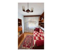 Apartament cu 3 camere, decomandat, centrala,etaj intermediar, Lipovei - Imagine 3