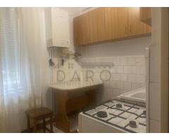 ofrrim spre inchirire  un apartament cu o camera, Strada Banat 3, ap 3 - Imagine 2