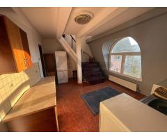 Apartament 1 dormitor + living  Sangiorgiu de Mures - Imagine 2