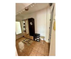 Apartament cu 2 camere, balcon și bucătărie separată - Imagine 4