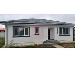 Sabareni, casa noua parter, 4 cam + dep., supraf. 143 mp, curte 452 mp
