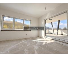 Apartament 3 camere, 2 bai, 63 mp+ terasa 60 mp, garaj.
