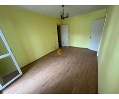 Apartament 4 camere, etaj 1/4, zona Mausoleul Eroilor - Sud - Imagine 2