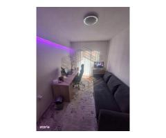 Apartament cu 3 camere,decomandat,etaj intermediar,de vânzare,Giroculu - Imagine 2