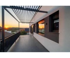 O VILĂ CARE ATRAGE PRIVIRILE! DESIGN MEDITERANEAN, 220 MP ȘI O LOCAȚIE