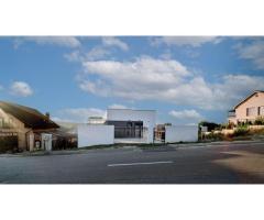 O VILĂ CARE ATRAGE PRIVIRILE! DESIGN MEDITERANEAN, 220 MP ȘI O LOCAȚIE - Imagine 2
