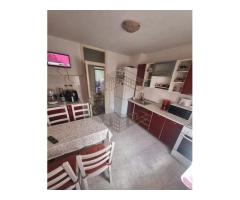 Apartament cu 3 camere,decomandat,etaj intermediar,de vânzare,Giroculu