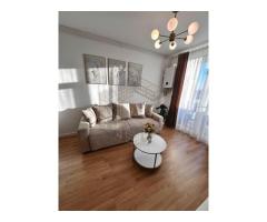 Apartament cu 2 camere, semidecomandat, bloc nou,Torontalului