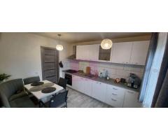 Sabareni, casa parter 145 mp, curte 1000 mp, mobilata, utilata - Imagine 9