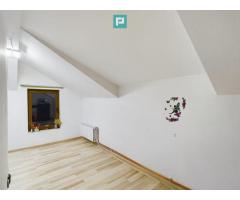 Apartament cu 2 camere pe 2 niveluri în Dumbrăvița - Imagine 9