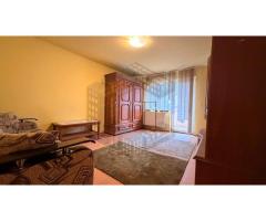 Apartament cu 1 camera, etaj intermerdiar, centrala , de vanzare