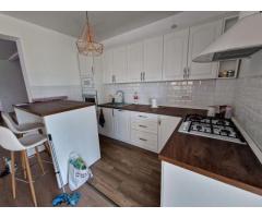 Casă tip duplex cu 4 camere, complet mobilată și climatizată | Moșnița - Imagine 4