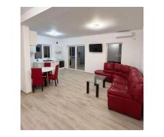 Jumătate de duplex nou, 3 camere, mobilat și utilat – teren de 300 mp